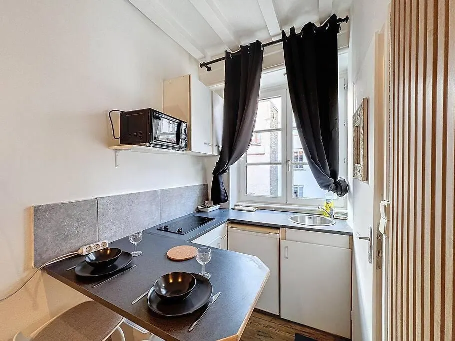 My Home Auguste Comte 1 ليون
